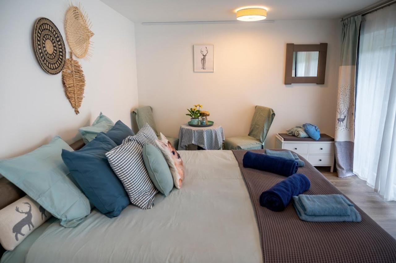 Bed & Breakfast Le Val Des Cerfs - Het Hertendal Hastiere-par-dela